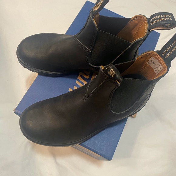 Blundstone 558 women's Black Chelsea Boots size 7.5 - Picture 1 of 4